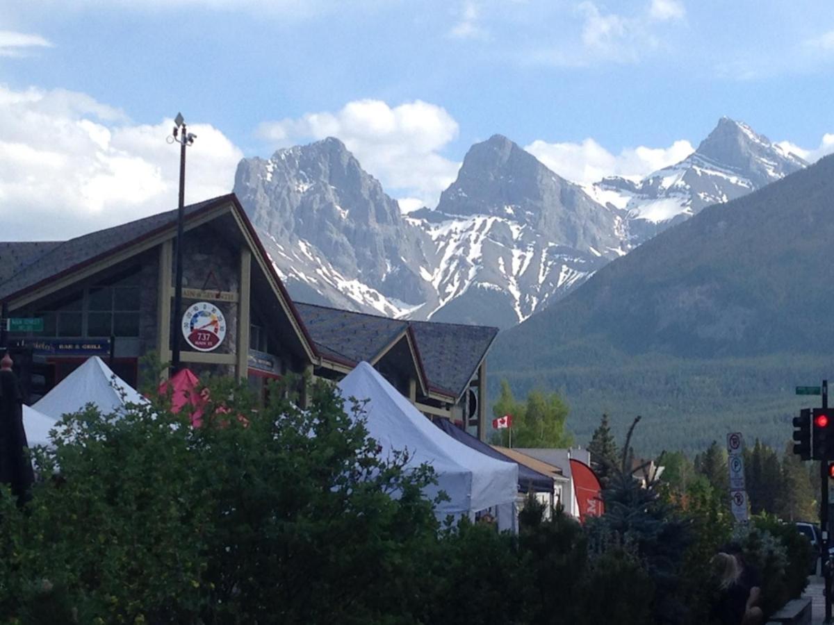 Apartment 406, Indigenous Artefacts Canmore Exterior foto